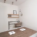 Belapart 2-bedroom Downtown Apartament, 1 Km To Station, Metro With Air-conditioning 公寓 *